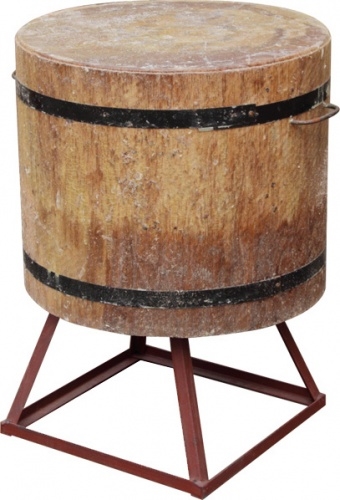 Разрубочная колода дуб H50 cм. D50-59 см. сварная подставка Н30 см.