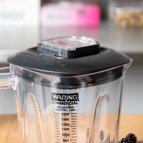 Виниловая крышка с заглушкой WARING CAC142