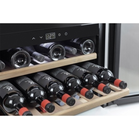 Шкаф винный CASO WineSafe 18 EB Black фото