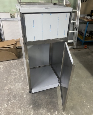 Мусорный бак для фуд корта RESTOINOX МБНФ-1-5/5/12.5 фото