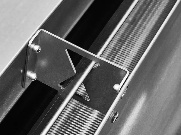 Водяная тепловая завеса Ballu BHC-U15W40-PS